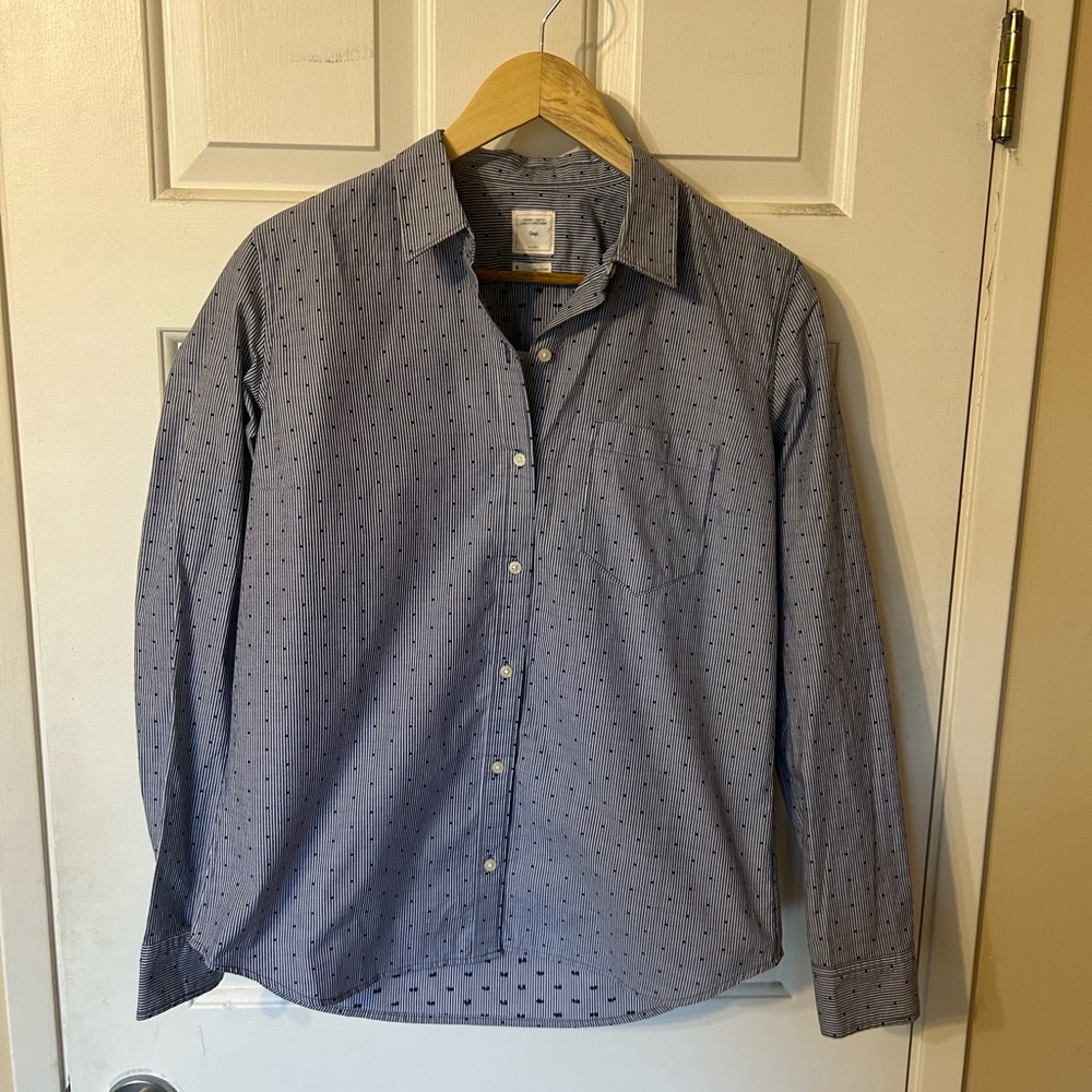 Gap Women’s collared shirt